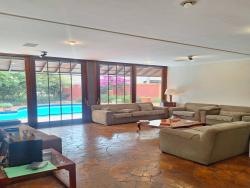 #985 - Casa para Locação em Santana de Parnaíba - SP