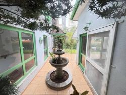 Casa para Venda em Santana de Parnaíba - 4