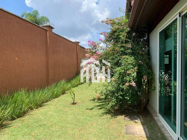 Casa para Venda em Santana de Parnaíba - 4