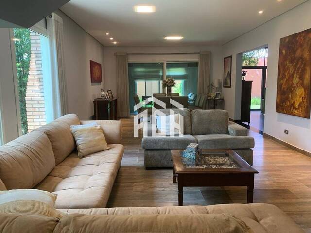 #28 - Casa para Venda em Santana de Parnaíba - SP