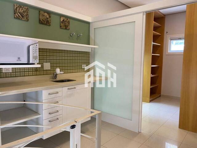 Casa para Venda em Santana de Parnaíba - 3