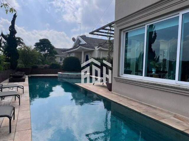 Casa para Venda em Santana de Parnaíba - 3