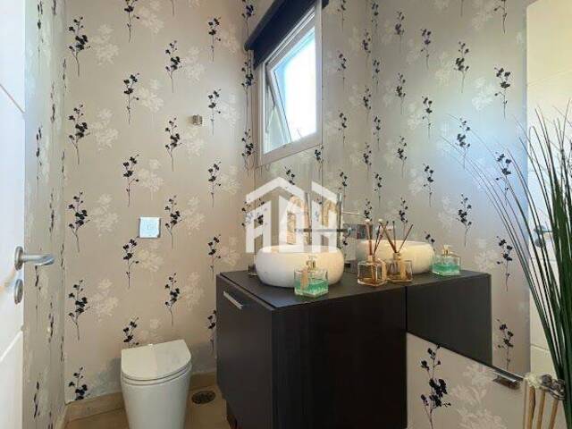 Casa para Venda em Santana de Parnaíba - 5