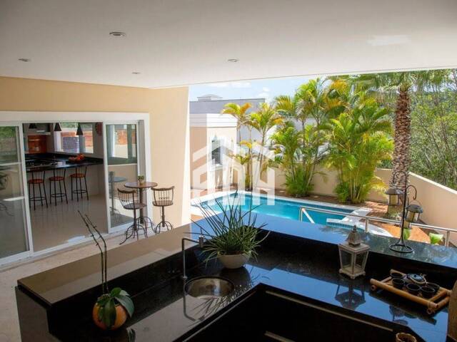 Casa para Venda em Santana de Parnaíba - 3