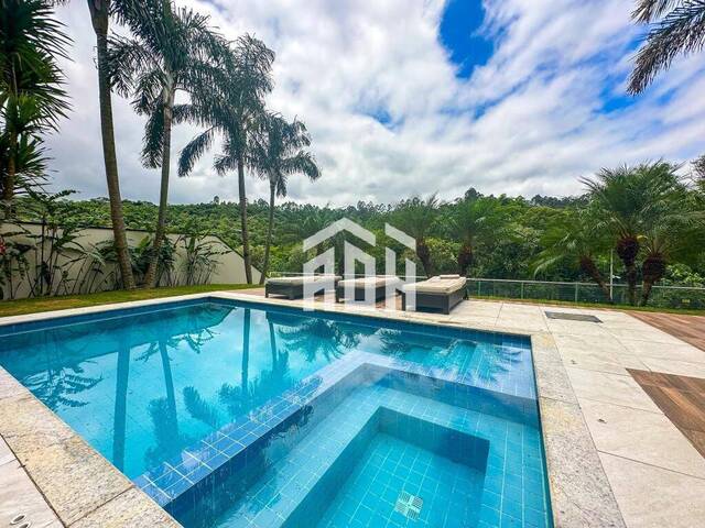 Casa para Venda em Santana de Parnaíba - 2