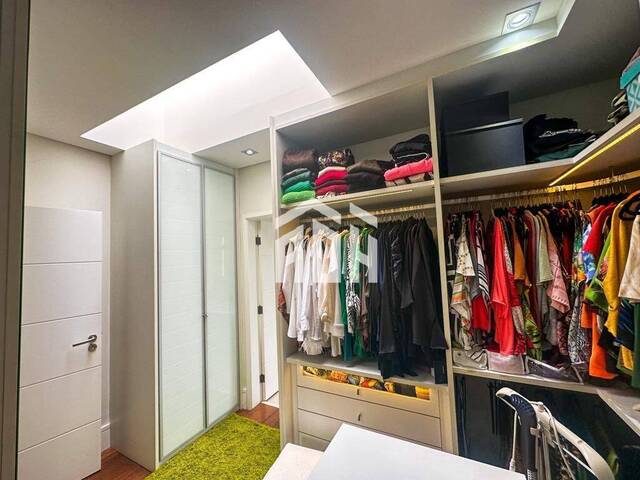 Casa para Venda em Santana de Parnaíba - 5