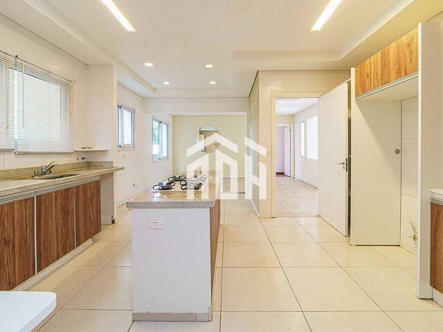 Casa para Venda em Santana de Parnaíba - 3