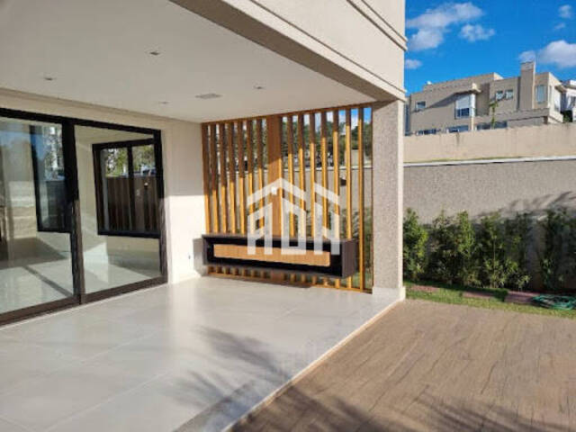 Casa para Venda em Santana de Parnaíba - 2