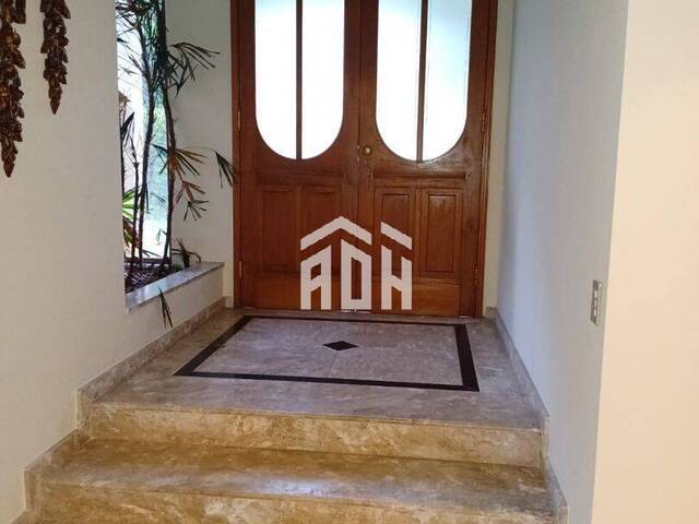 Casa para Venda em Santana de Parnaíba - 3