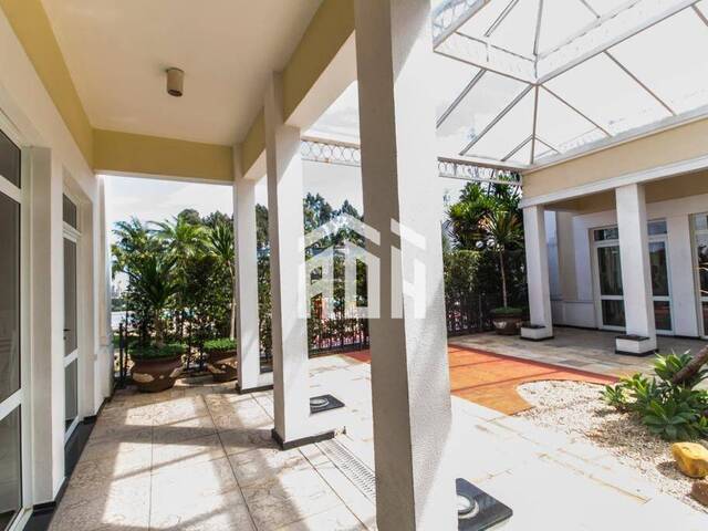 Casa para Venda em Santana de Parnaíba - 2