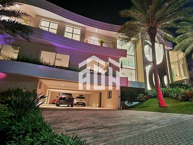 Casa para Venda em Santana de Parnaíba - 5