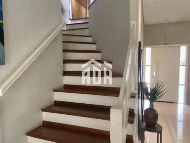 Casa para Venda em Santana de Parnaíba - 5