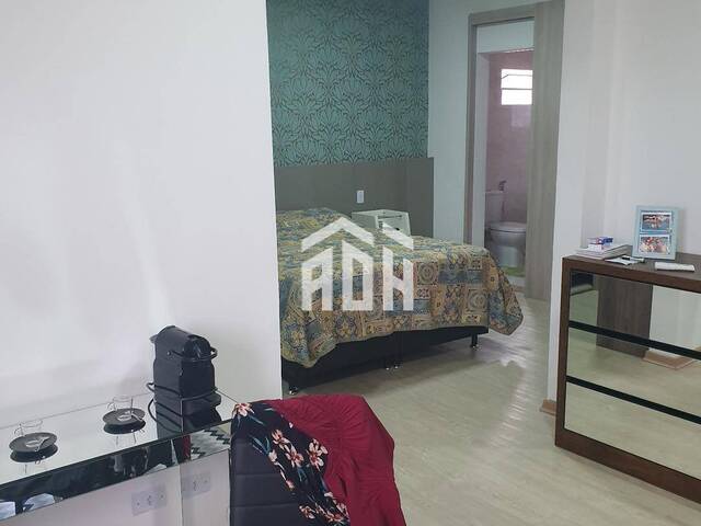 Casa para Venda em Santana de Parnaíba - 2