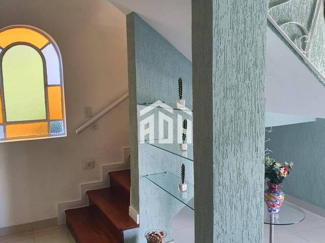 Casa para Venda em Santana de Parnaíba - 5