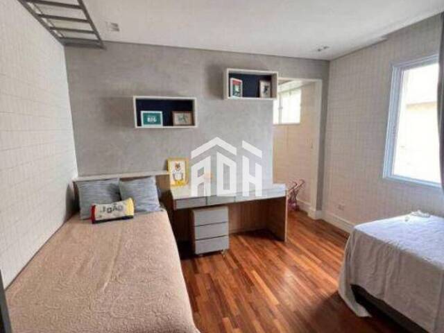 Casa para Venda em Santana de Parnaíba - 5