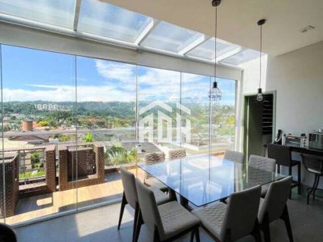 Casa para Venda em Santana de Parnaíba - 5