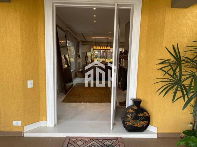 Casa para Venda em Santana de Parnaíba - 3