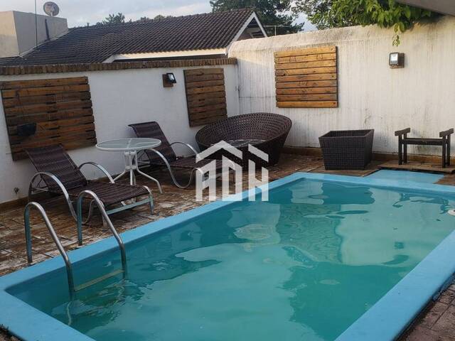 Casa para Venda em Santana de Parnaíba - 3