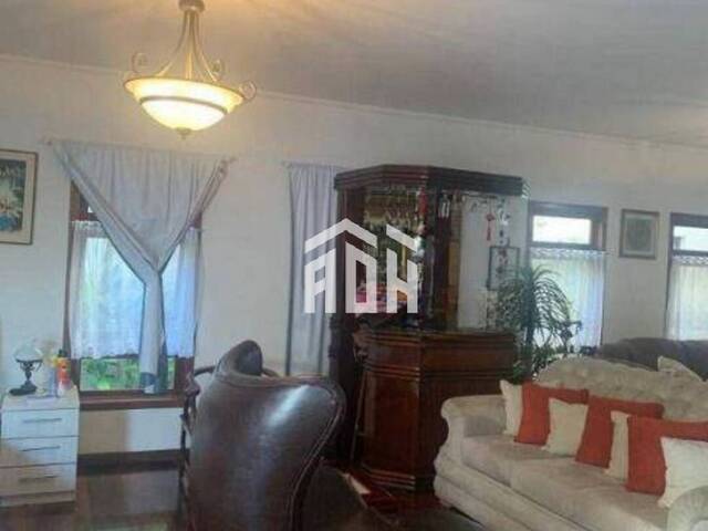 Casa para Venda em Santana de Parnaíba - 4