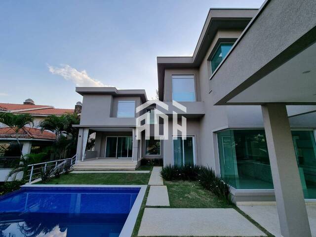 Casa para Venda em Santana de Parnaíba - 4