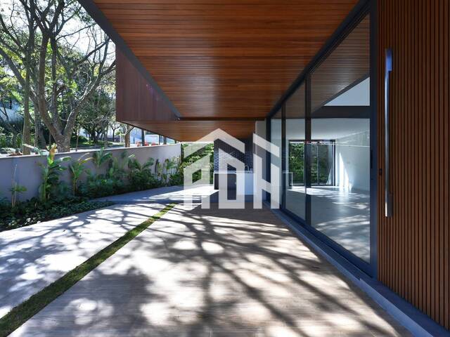 Casa para Venda em Santana de Parnaíba - 3