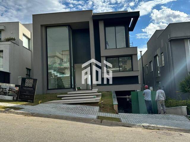 Casa para Venda em Santana de Parnaíba - 3