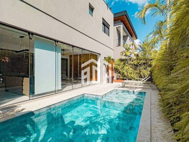 Casa para Venda em Santana de Parnaíba - 3