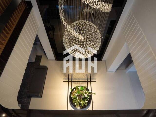 Casa para Venda em Santana de Parnaíba - 4