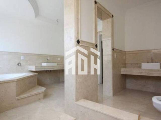 Casa para Venda em Santana de Parnaíba - 4