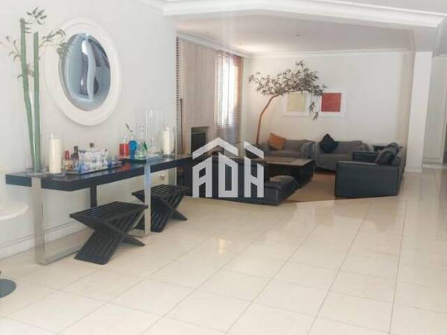 Casa para Venda em Santana de Parnaíba - 2