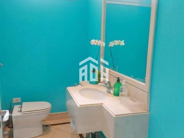 Casa para Venda em Santana de Parnaíba - 4