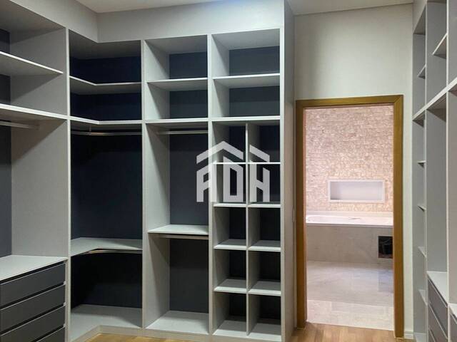 Casa para Venda em Santana de Parnaíba - 5