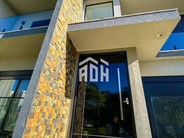 Casa para Venda em Santana de Parnaíba - 4