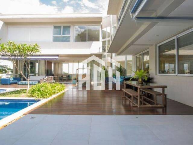 Casa para Venda em Santana de Parnaíba - 5