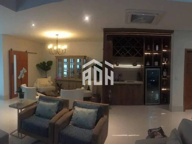 Casa para Venda em Santana de Parnaíba - 2