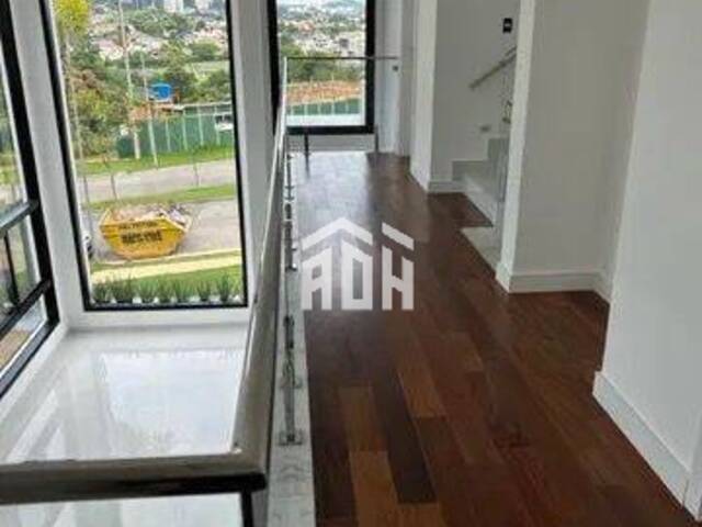 Casa para Venda em Santana de Parnaíba - 3