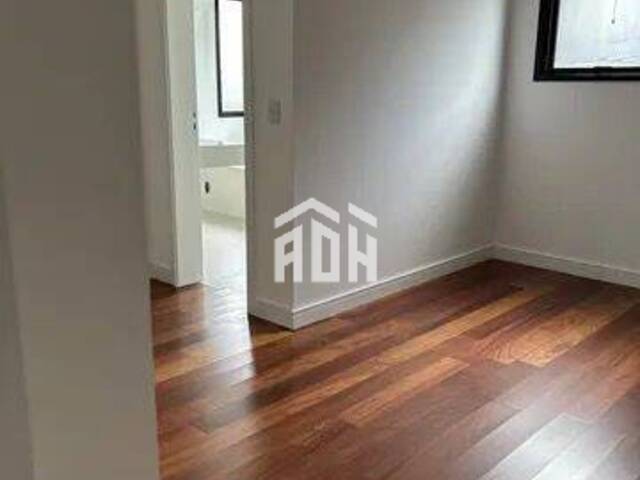 Casa para Venda em Santana de Parnaíba - 4