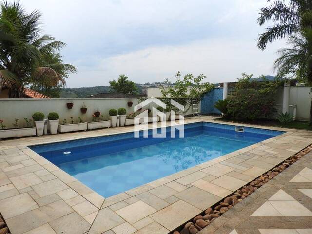 Casa para Venda em Santana de Parnaíba - 3