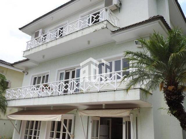 Casa para Venda em Santana de Parnaíba - 2