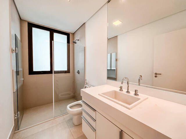 Casa para Venda em Santana de Parnaíba - 5