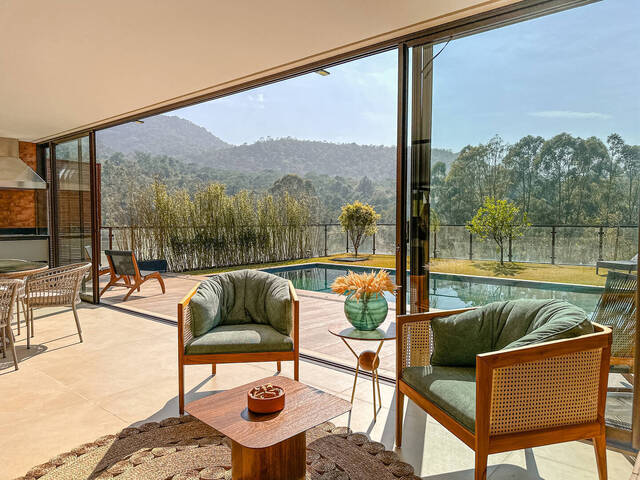 Casa para Venda em Santana de Parnaíba - 4