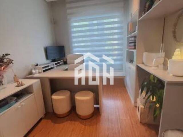 Casa para Venda em Santana de Parnaíba - 3