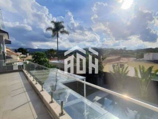 Casa para Venda em Santana de Parnaíba - 4