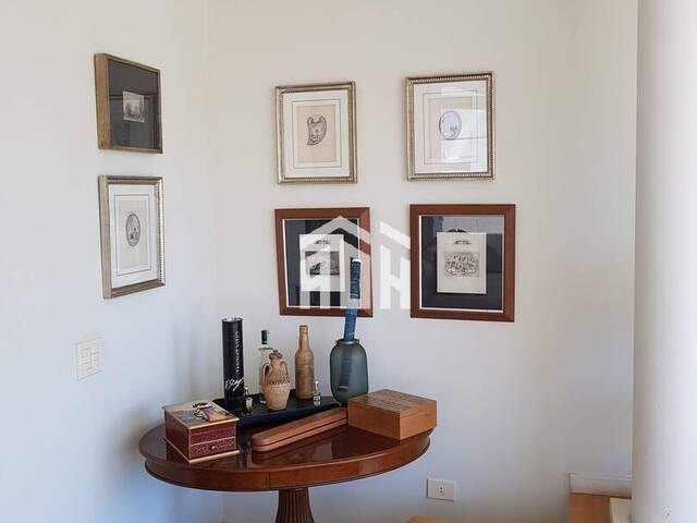 Casa para Venda em Santana de Parnaíba - 5