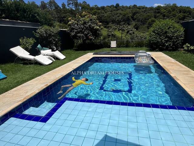 Casa para Venda em Santana de Parnaíba - 3