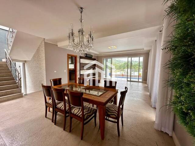 Casa para Venda em Santana de Parnaíba - 5