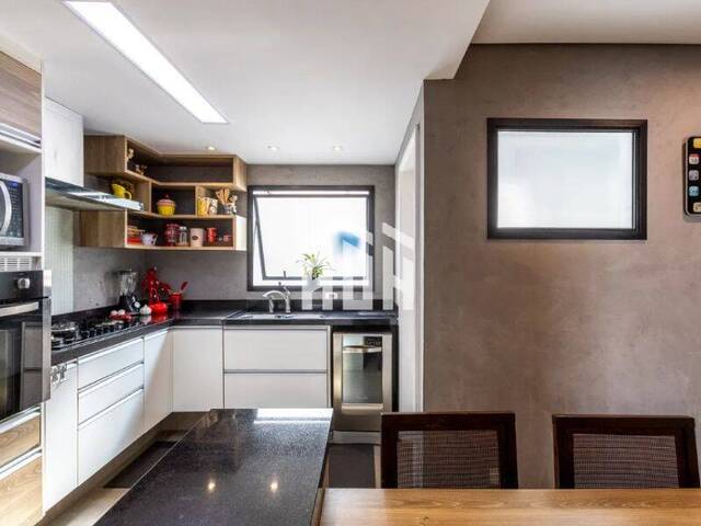 Casa para Venda em Santana de Parnaíba - 5