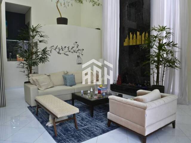 Casa para Venda em Santana de Parnaíba - 2