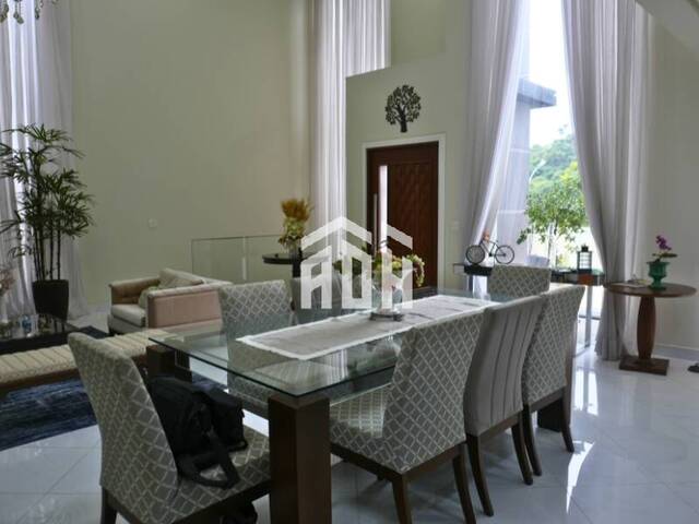 Casa para Venda em Santana de Parnaíba - 4