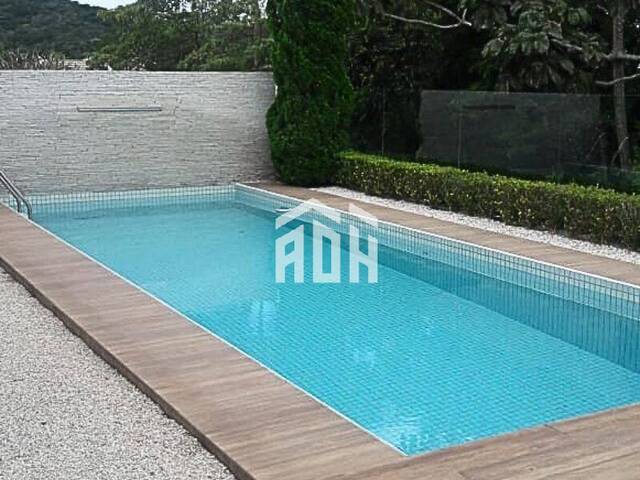 Casa para Venda em Santana de Parnaíba - 4